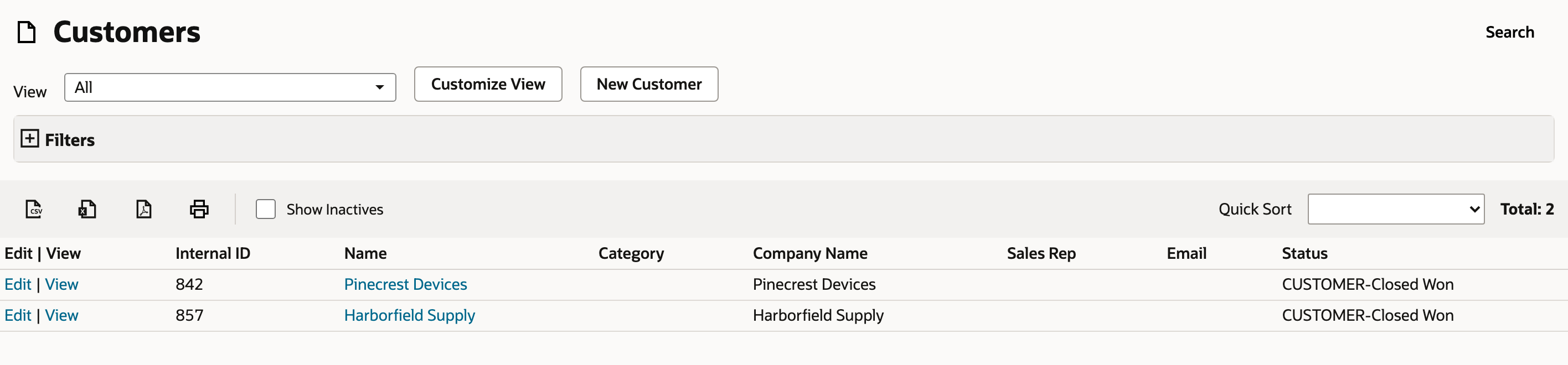 The starting view contains two customers with blank target fields.