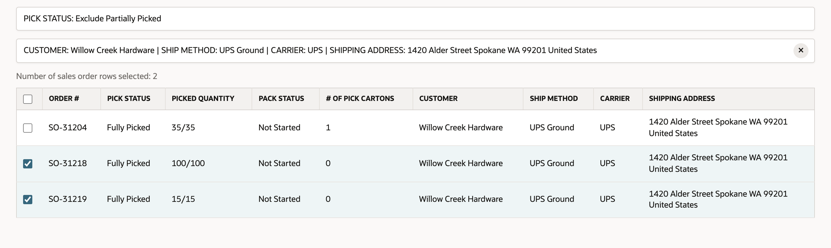 SO-31218 and SO-31219 are ticked, and the selection line shows one customer, ship method, carrier and address.